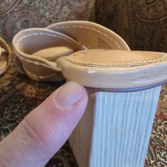 Cross Strap Nude Leather Block Heel Sandals By Oasis Society Size 8 Stylish - Picture 5 of 5